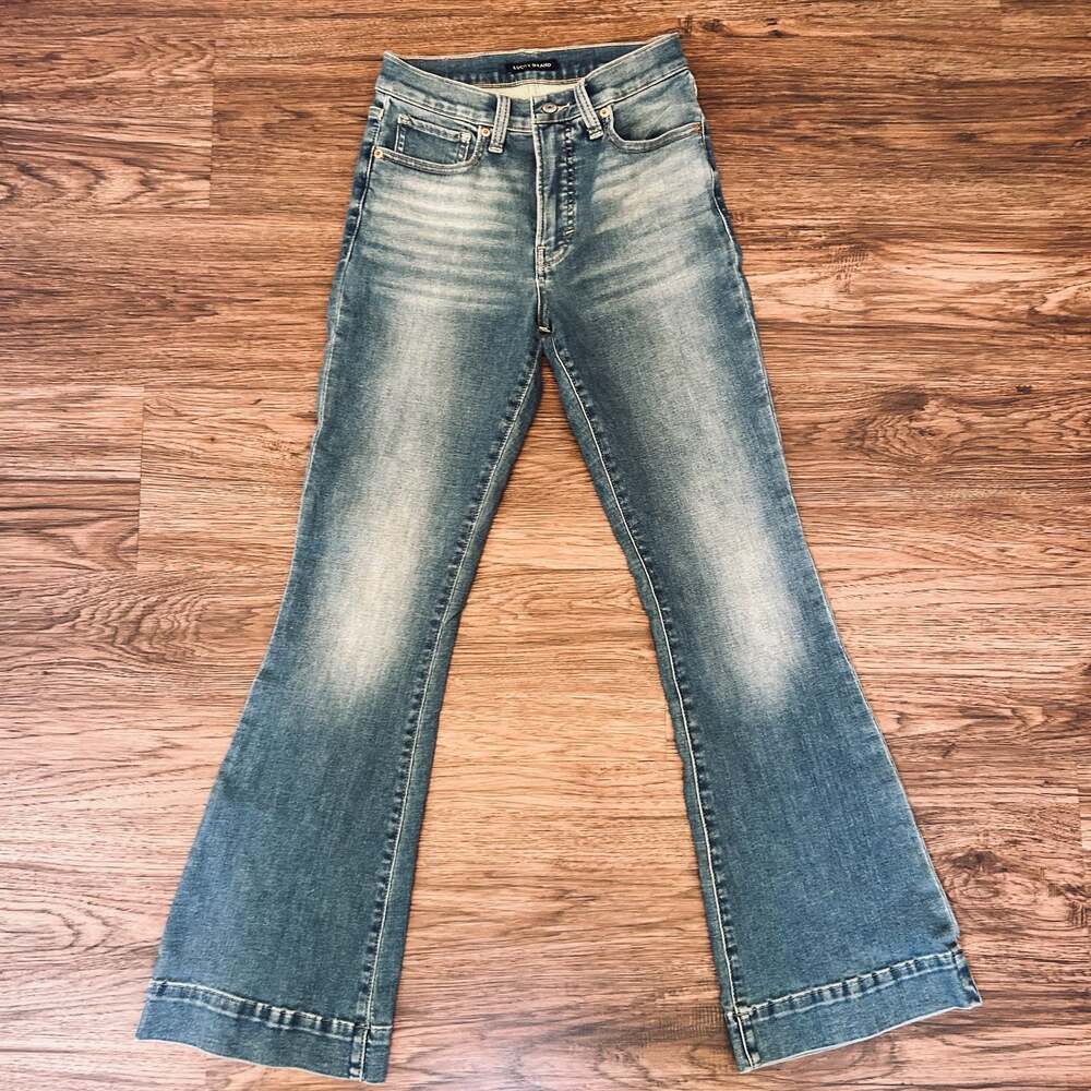 Lucky Brand Flare Jeans Blue Denim Flare Leg